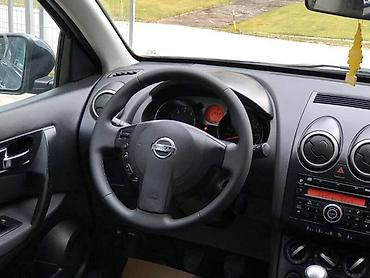 Ostali delovi enterijera: Nissan — 1