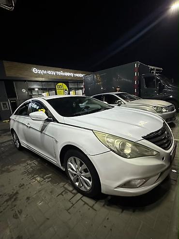 Продажа авто: Hyundai Sonata: 2013 г., Седан — 2