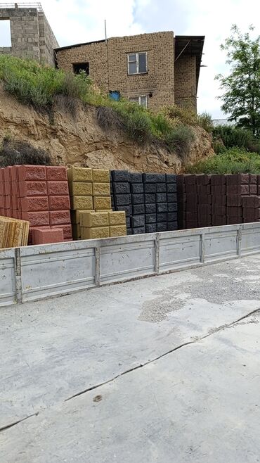 Пескоблок: Пескаблоктун баардык турлору бар .сапаты ото Жогорку .жеткирип беруу — 10