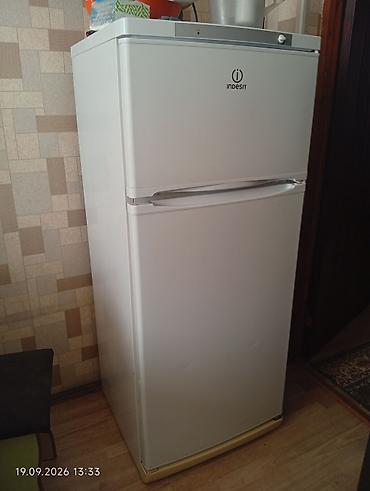 xreal air 2 pro: Холодильник Indesit, Б/у, Двухкамерный, 60 * 160 * — 1