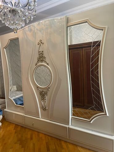 Dolablar: İşlənmiş, Kupe, 2 qapılı Düz dolab, Qarderob, paltar dolabı