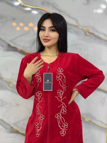 кошелек мужской кожаный ручной работы: Велюровый женский халат на молнии MIRAN - Материал: мягкий велюр с