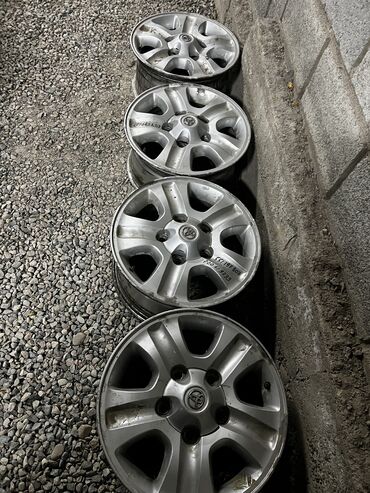 Диски: Литые Диски R 17 Toyota, Комплект, отверстий - 5, Б/у