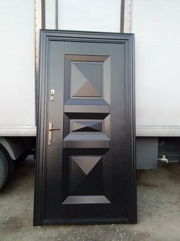 Giriş qapıları: Yeni Giriş qapısı Rayonlara çatdırılma, Ödənişli çatdırılma — 12