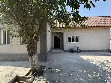 Продажа коттеджей и домов: 3 комнаты, 120 м², 4500 соток, Кара-Балта, Собственник — 14