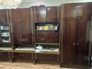 стенка в гостинную: Гарнитур для зала, Б/у, Шкаф, МДФ, Самовывоз, цвет - Коричневый