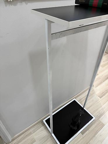 ofis stulları: Metall çərçivəli konsol/foye masası - Minimalist dizayn: düz xətli — 2