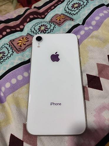IPhone Xr, Новый, 64 ГБ, Белый, Чехол, 76 %