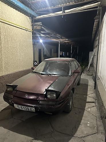 e38 bmw: Mazda 323: 1993 г., 1.6 л, Механика, Бензин, Хэтчбэк — 3