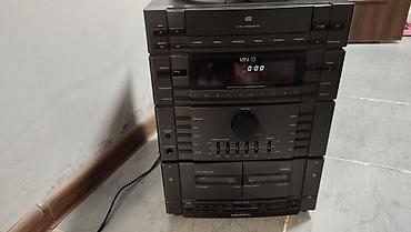 Другая аудиотехника: Только сам центр без колонок, аукс работает, радио работает, сд — 28