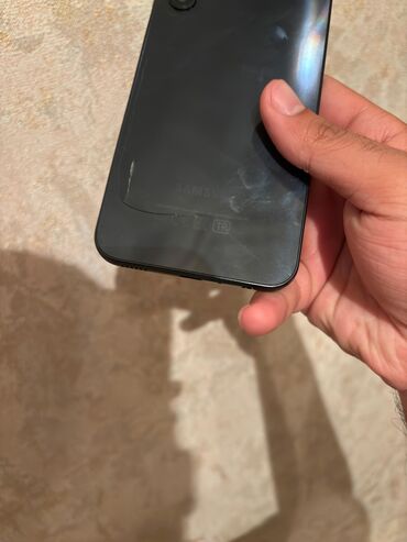 Мобильные телефоны и аксессуары: Samsung Galaxy A24 4G, 128 ГБ, цвет - Черный, Сенсорный, Отпечаток пальца