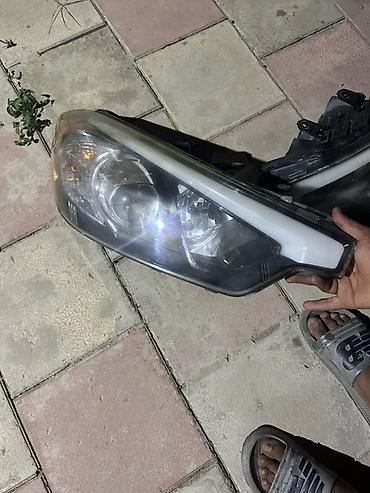 stop temiri: Məhsul: Avtomobil ön faraları komplekt (sol + sağ) Uyğunluq: Toyota — 5