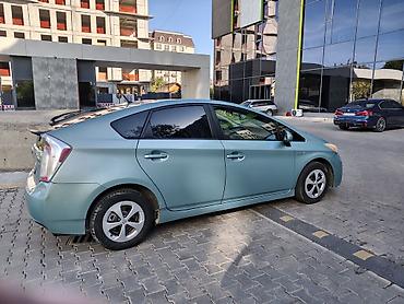 prius plus: Toyota Prius: 2012 г., 1.8 л, Гибрид, Лифтбек — 4