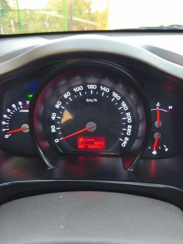 Kia: Kia Sportage: 2.4 l | 2011 il Sedan — 16