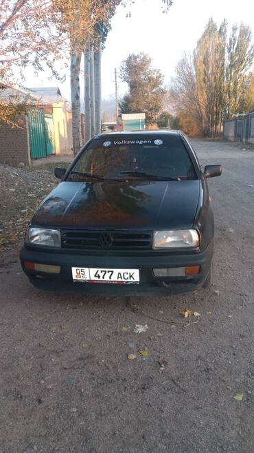 мигалка на авто: Volkswagen Vento: 1992 г., 1.8 л, Механика, Бензин, Седан