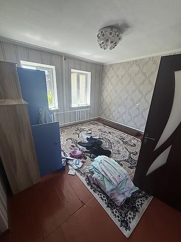 Продажа коттеджей и домов: Продается дом. 4 сот. Все документы в порядке. Есть магазин и баня для — 2