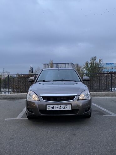 VAZ (LADA): VAZ (LADA) Priora: 1.6 l | 2016 il 140000 km Sedan — 1