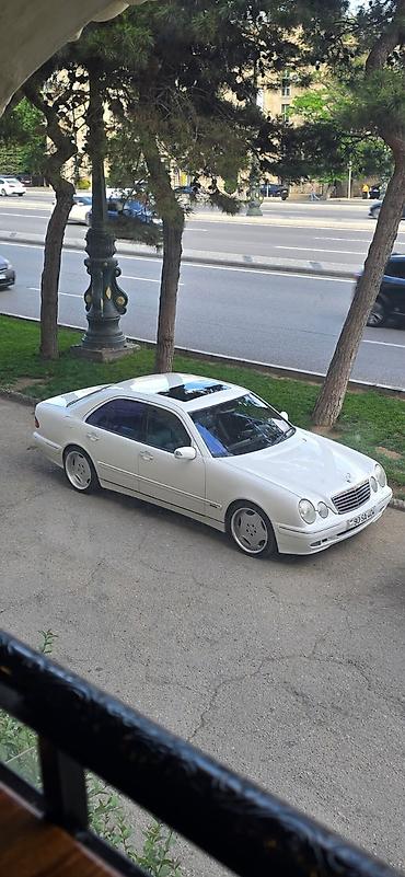 4 goz mercedes 3 2: Mercedes-Benz E‑Class W210 sedan Xüsusiyyətlər: - Kuzov: 4 qapılı — 7