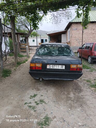 пассат b 5: Срочно Ауди 100 сатылат состояние хорошее на ходу жүрөт баасы келишим