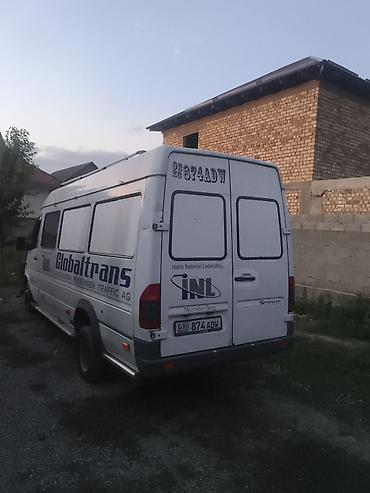короткий спринтер: Mercedes-Benz Спринтер: 2002 г., 2.2 л, Механика, Дизель, Фургон — 3