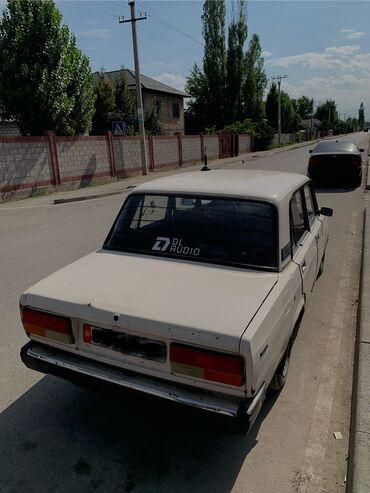 машина forester: ВАЗ (ЛАДА) 2107: 1993 г., 1.5 л, Механика, Бензин, Седан