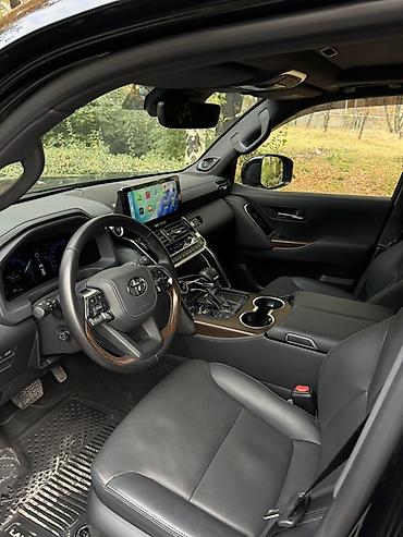 toyota corolla levin: Toyota Land Cruiser: 2025 г., 3.5 л, Автомат, Бензин, Внедорожник — 6