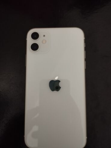 Apple iPhone: IPhone 11, Б/у, 128 ГБ, Белый, Защитное стекло, Чехол, 100 %