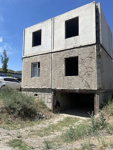Здание, 105 м²