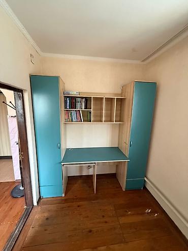 Үйлөрдү ижарага берүү: 40 м², 3 бөлмө — 2