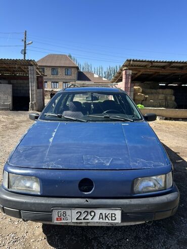 диск на машину: Volkswagen Passat: 1990 г., 1.8 л, Механика, Бензин, Универсал