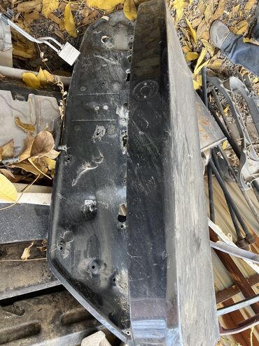 Крышка багажника BMW, 2003 г., Б/у, Оригинал at lalafo.kg Крышка багажника BMW, 2003 г., Б/у, Оригинал