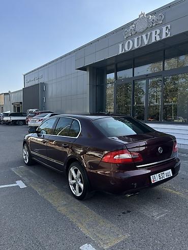 лупарик капот: Skoda Superb: 2010 г., 1.8 л, Автомат, Бензин, Седан — 3