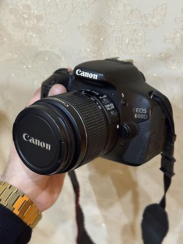 canon eos 600: Canon EOS 600D DSLR fotoaparat komplekti Tərkib: - Canon EOS 600D — 6