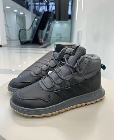 Продаются новые ботинки от фирмы Adidas Fusion Storm WTR Размер 42