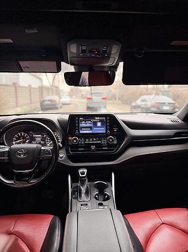 Toyota: Toyota Highlander: 2022 г., 3.5 л, Автомат, Бензин — 14