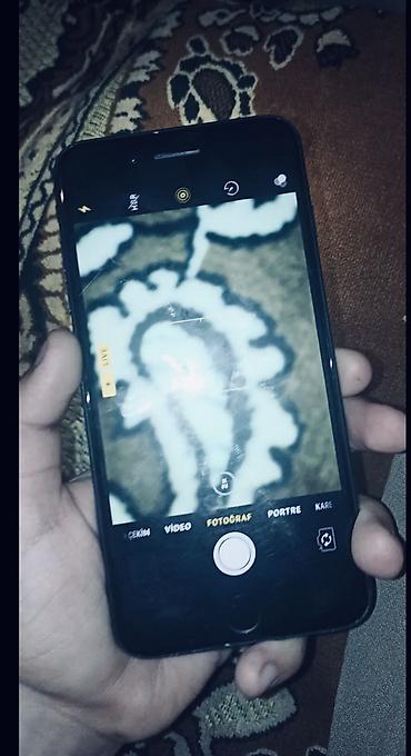 Apple iPhone: IPhone 7 Plus, Qara — 11