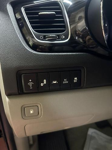 Kia: Kia Carnival: 2019 г. — 10