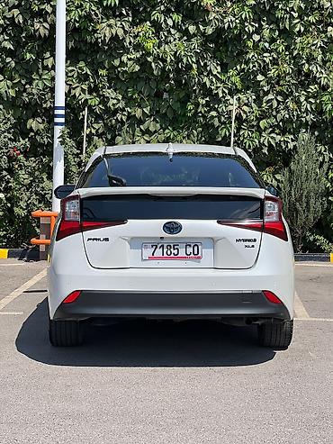 model y: Toyota Prius: 2020 г., 1.8 л, Вариатор, Гибрид, Седан — 4