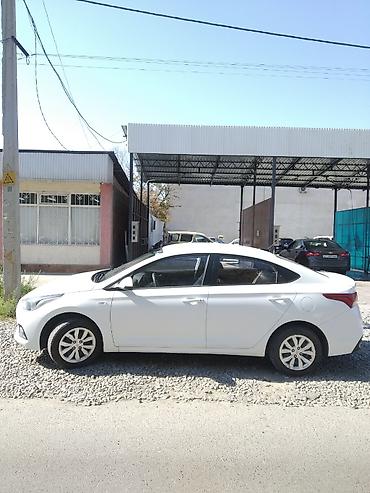 саната нюрас: Hyundai Solaris: 2017 г., 1.4 л, Механика, Бензин, Седан — 1