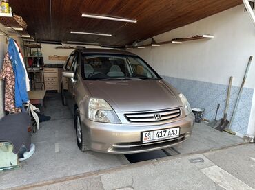 мотоцикл не на ходу: Honda Stream: 2001 г., Вэн/Минивэн