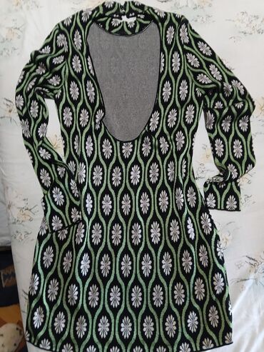 Haljine: Haljina s dugim rukavima i otvorenim leđima - Kroj: mini/kratka na lalafo.rs — 3 Haljine: Haljina s dugim rukavima i otvorenim leđima - Kroj: mini/kratka — 3