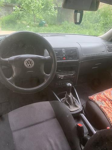 шинен москвич: Volkswagen Golf: 2000 г., Хетчбек — 6