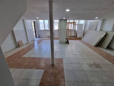 Kommersiya daşınmaz əmlakının satışı: ⚜️Təcili, yeni tikilinin altında kupçalı obyekt satılır! ⚜️23 — 11
