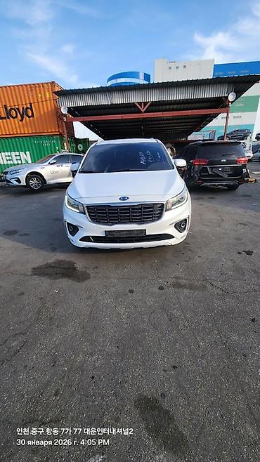 Kia: Kia Carnival: 2019 г., Минивэн — 7