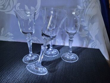 Čaše: Case vintaz,kristal za vino bohemija. Case komada 4 u na lalafo.rs — 1 Čaše: Case vintaz,kristal za vino bohemija. Case komada 4 u — 1