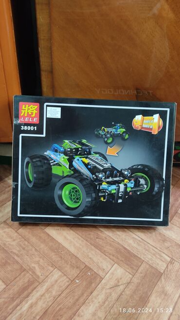 Игрушки: Продаю конструктор. Состояние Идеальное. Покупали за 1520сом. Продаю — 6