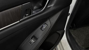 i5 12400f: Honda Accord: 2019 г., Автомат, Бензин, Седан — 6