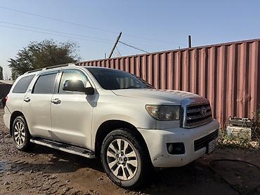 джип тундра: Toyota Sequoia: 2010 г., 5.7 л, Газ, Внедорожник — 3