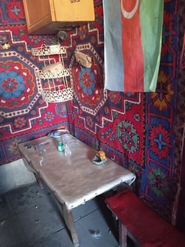 Maqnitofonlar: Salam qedimi xalcadi tecili satılır 300 manata riyal alıcı elaqe