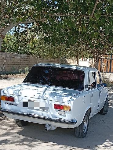 tank 3 pro max: VAZ 2101 “Jiquli” sedan - Kuzov: 4 qapılı, ağ rəng, xrom ön və arxa — 3